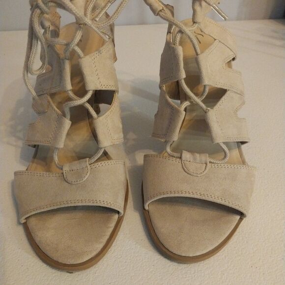 Simply Vera Wang Women’s Sviman Heels Sz 9M Taupe Strappy Faux Suede Open Toe - Picture 4 of 10